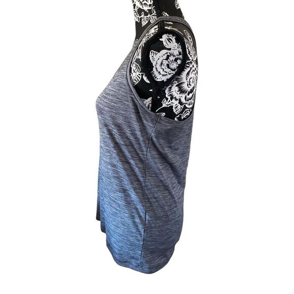 Under Armour Loose Heat Gear Racerback Tank Top Sporty Athletic Athleisure - Picture 3 of 14